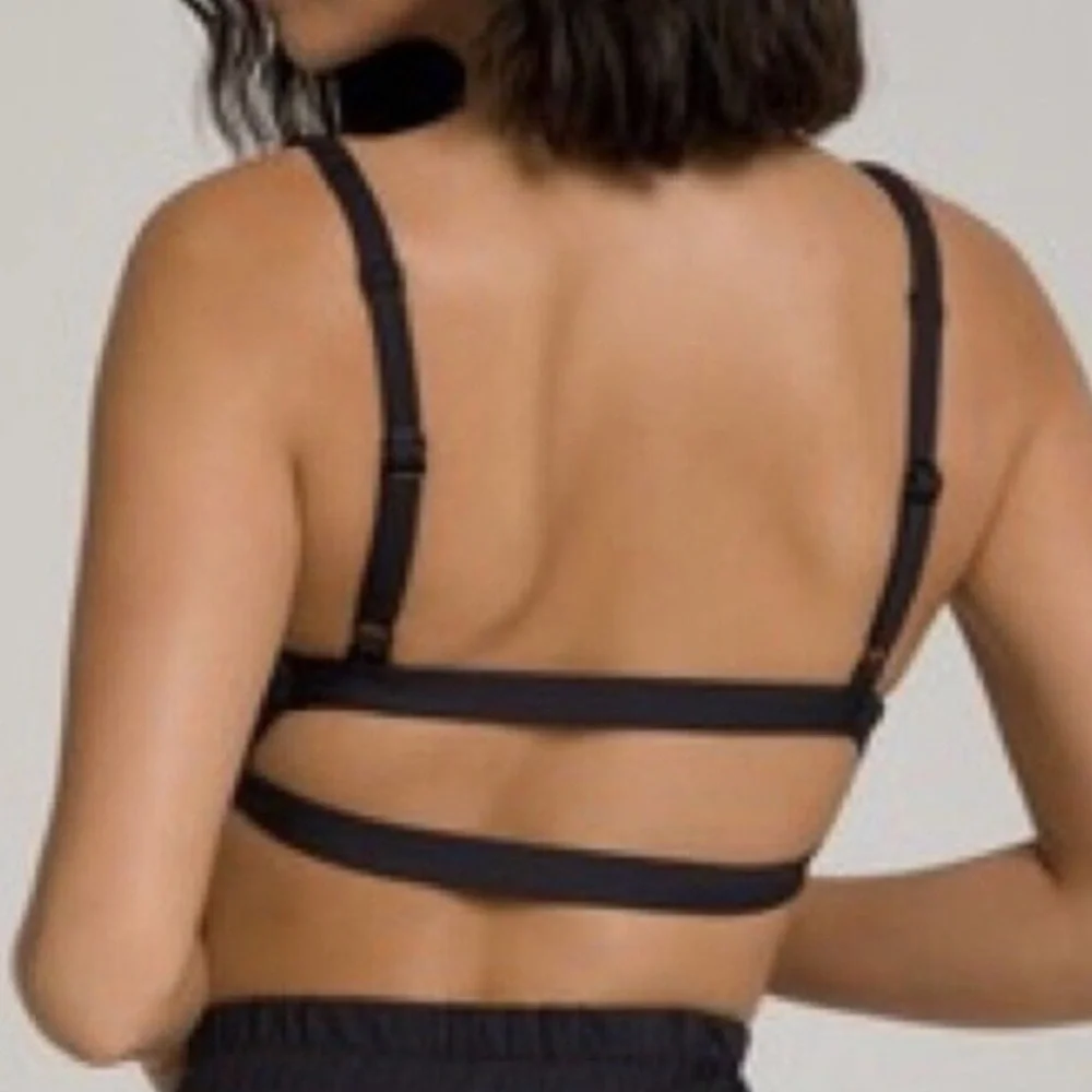Good American Double Back Strap Swim top size 7 = 4XL